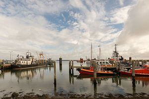 Port of Terschelling under a blue sky by KB Design & Photography (Karen Brouwer)