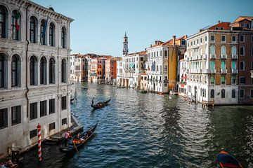 Venedig von der Rialto-Brücke von Karin vanBijlevelt