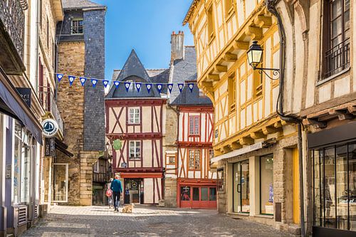 Historische vakwerkhuizen in het oude stadscentrum van Vannes, Bretagne