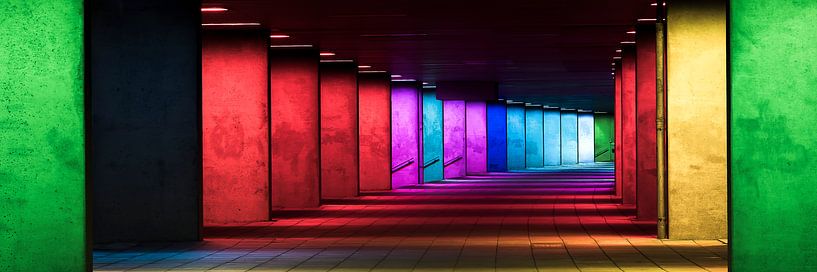 De Licht-Arcade in Rotterdam van Peter Struycken van Vincent Fennis