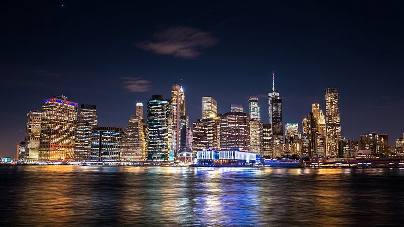 The famous skyline of New York City by Koen Hoekemeijer