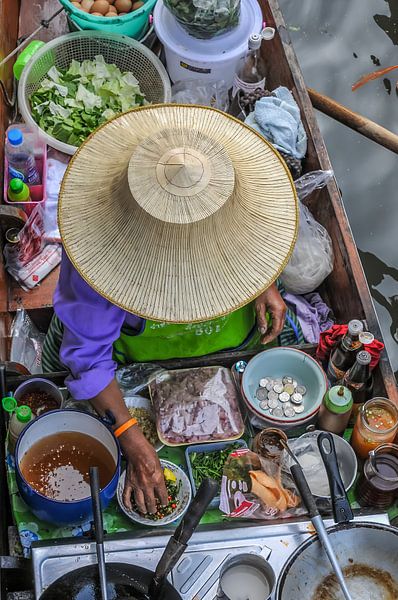 Circles, Thailand by Marcel van Berkel