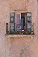 Fenster mit einer Geschichte