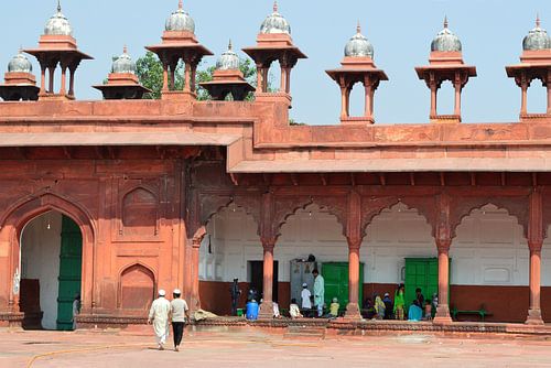 Pasteltinten in straatbeeld Agra