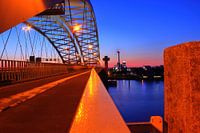 Boven op de van Brienenoordbrug