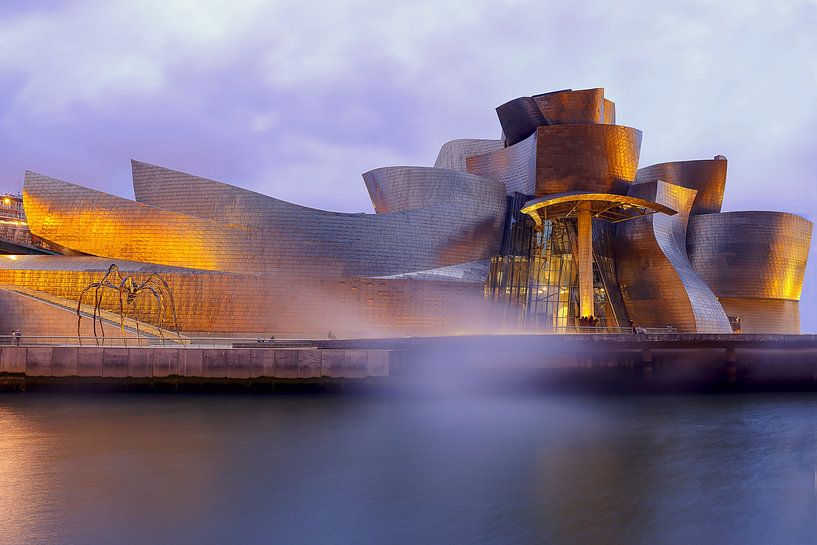 Guggenheim Museum Bilbao by Patrick Lohmüller