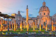 Avondopname van het Forum in Rome in Italië van Bas Meelker thumbnail
