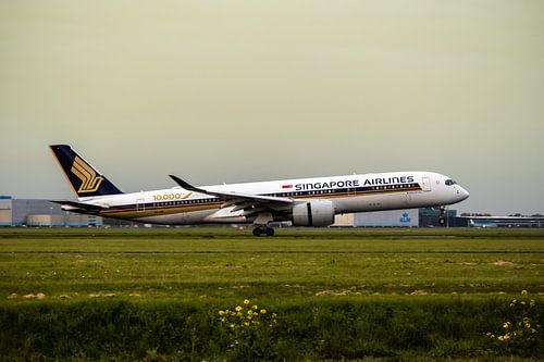 L'A350 de Singapore Airlines atterrit à l'aéroport de Schiphol