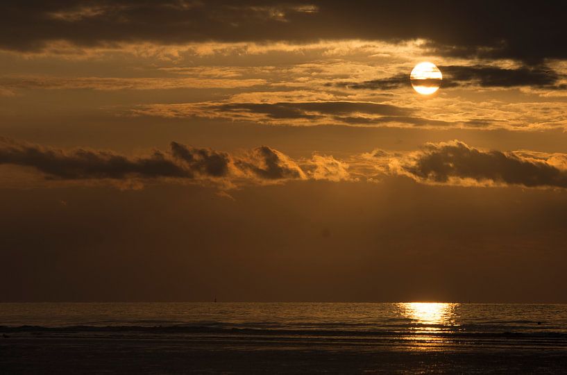 zonsondergang De Panne  van Robby Stifter