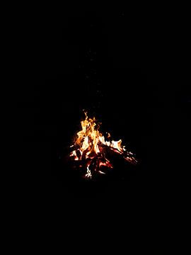 campfire by Benjamin Siewert