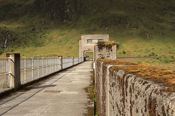 Lawers Dam in den schottischen Highlands