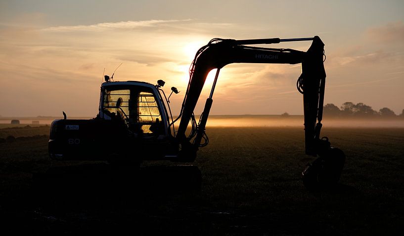 Excavator in Texel morning fog by Jowan Zoutendijk