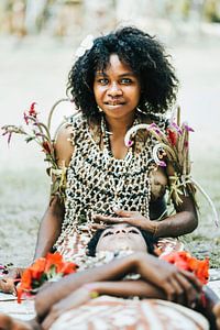 Portrait d'une femme de Tufi, en Papouasie-Nouvelle-Guinée sur Milene van Arendonk
