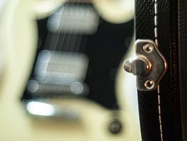 Bokeh SG in suitcase by Mr White Takes Pictures