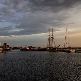 SUNSET || in the harbour || Denemarken van Rita Kuenen