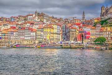 Porto - hoofdstad van noord Portugal van Omri Raviv