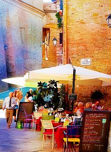 Drinks außerhalb der Bar Gallo Panicale