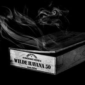 Là où il y a de la fumée, il y a la Havane sauvage (en noir et blanc) sur Marcel Runhart