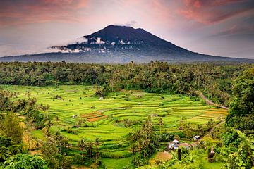 Der Vulkan Agung auf Bali von Danny Bastiaanse