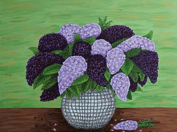Un vase avec du lilas sur Alena Drisner