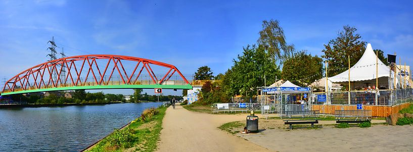 Oscar sur le canal par Edgar Schermaul