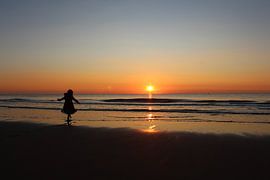 Dansen op zee van Bram van Elk