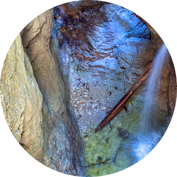 Een kleine waterval in de Vorderkaserklamm kloof van Christa Kramer