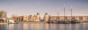 Een panorama van Havenkom van Almere van Sven Wildschut