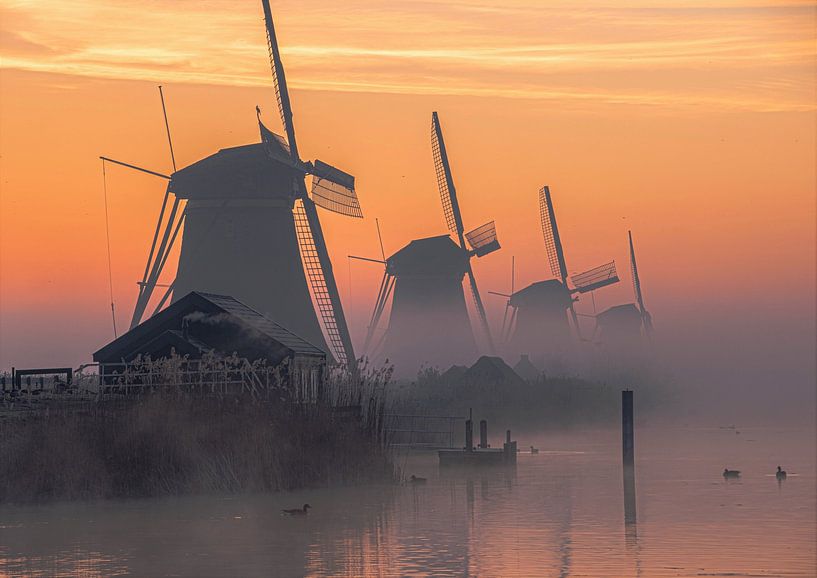 Kinderdijk Molens windmill sunrise zonsopkomst van Marco van de Meeberg