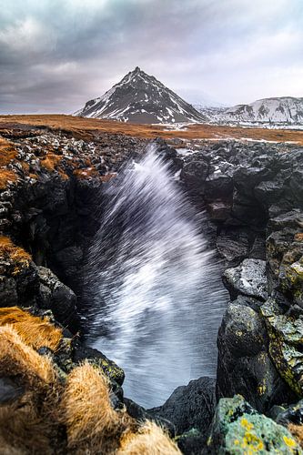 Iceland /  Gatklettur (Ijsland)