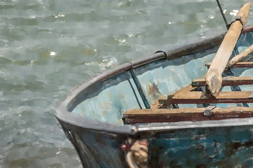 Blauwe roeiboot aan de oevers van de Nijl