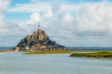 Le Mont-Saint-Michel by Connie de Graaf
