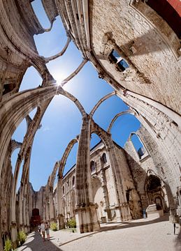 Sun over ruined church. by Floyd Angenent