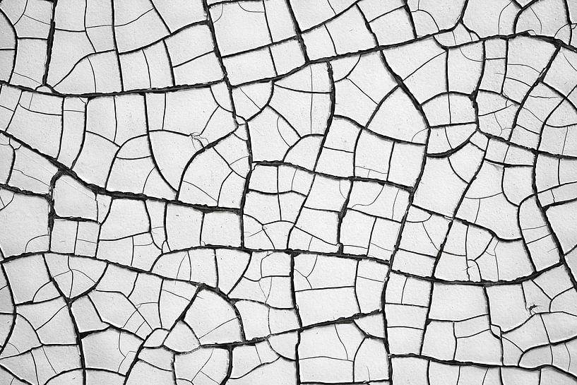 abblätternde Farbe an einer maroden Fassade von Heiko Kueverling