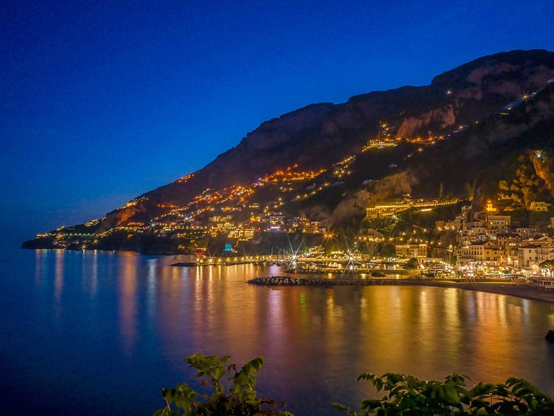 Amalfi by night by t.ART