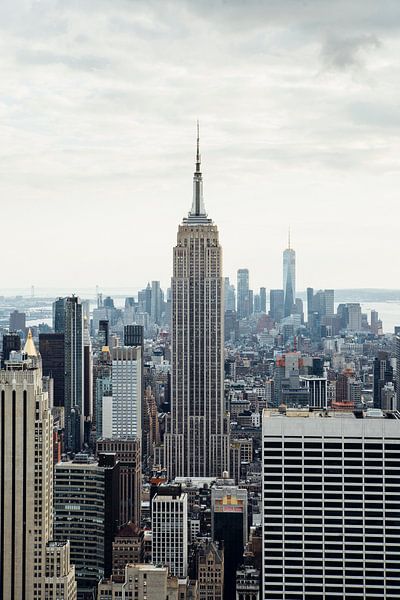 Empire State Building by Hello Pompoyo