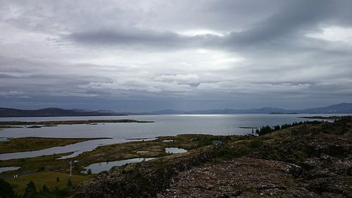 Het meer van Pingvelir Nationaal Park, IJsland