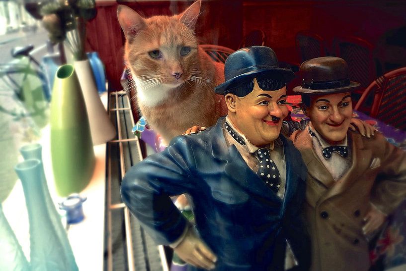 Katten en mensen by Marianna Pobedimova
