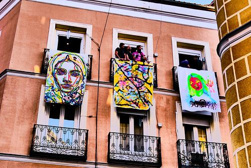 Madrid - kunst aan balkon