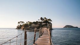 Footbridge to Cameo Island, in the distance Marathonisi (Turtle Island) by Rob van Dongen