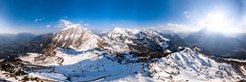 Winterzauber über dem Berchtesgadener Land von Leo Schindzielorz