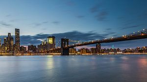 Skyline New York Brooklyn Bridge van Bert Nijholt