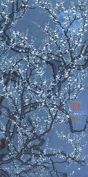 Japanischer Vintage-Druck. Pflaumenblüte bei Vollmond in zartem Blau