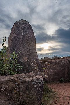 Rocks before sunrise by Daniel Büffel
