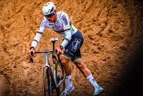 Mathieu van der Poel cyclocross world champion in the sand