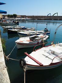 Bootjes in de haven by Arno Smits