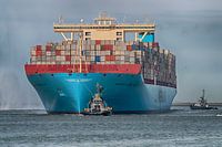 Maersk Mckinney Moller vaart Rotterdamse haven in