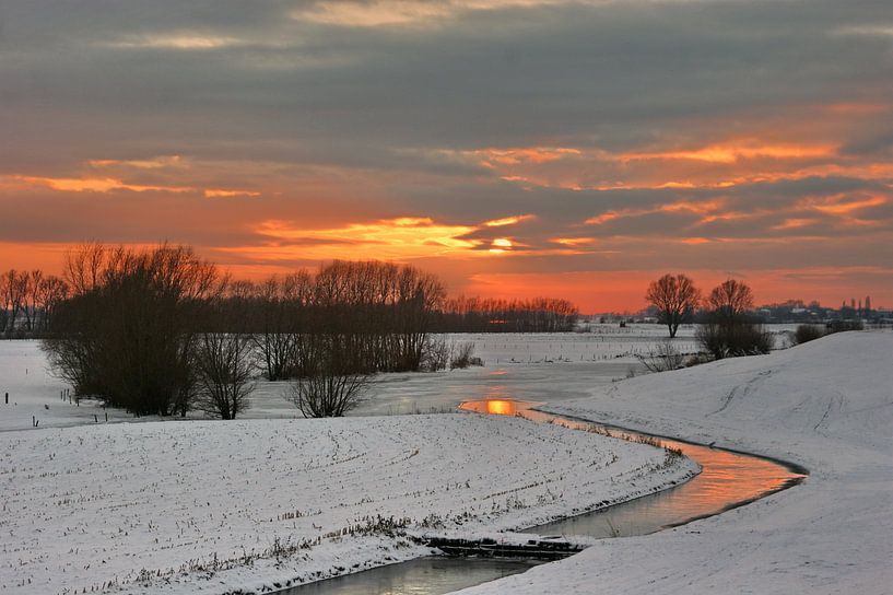 Ondergaande winterzon  Underlying winter sun by Jenny