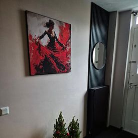 Photo de nos clients: Danseuse espagnole de flamenco en rouge et noir par Lauri Creates, sur ArtFrame