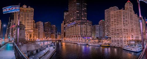 Chicago riverwalk Panorama Cityscape